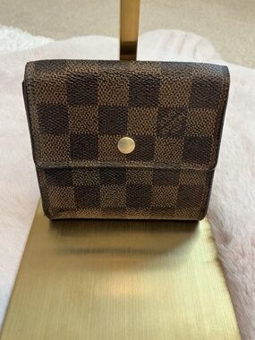 Louis Vuitton Compact 2 button Wallet
